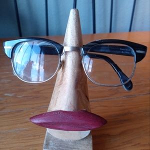 Vintage Universal Unisex Horn Rim Glasses - Colors: Black & Silver